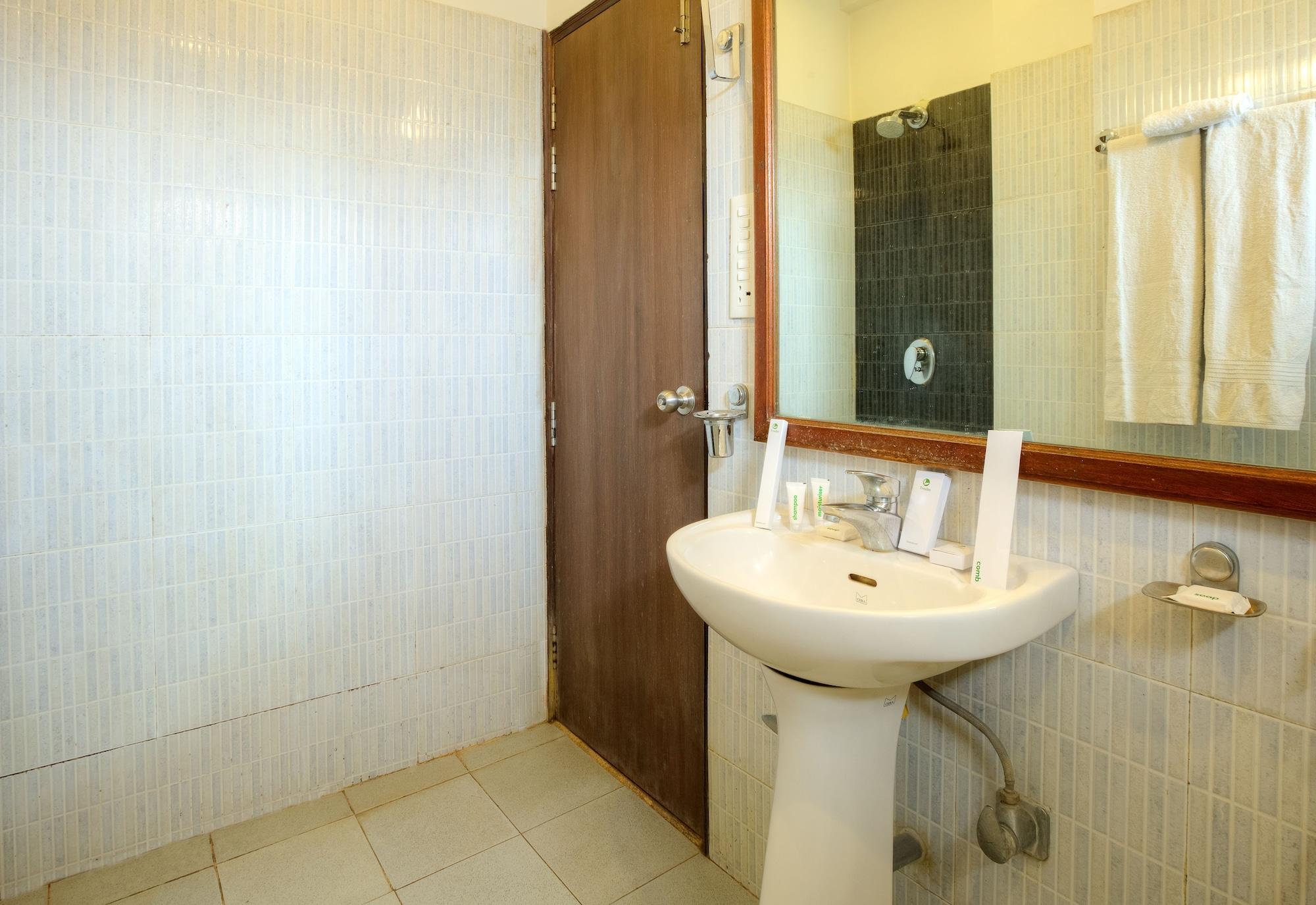 Treebo Shivam Inn Near Singapore Mall Lucknow Dış mekan fotoğraf