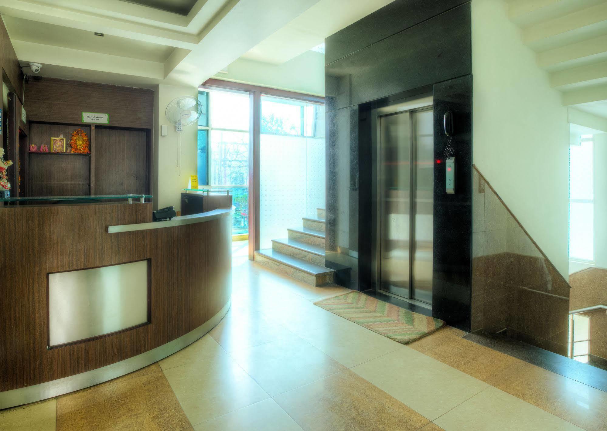 Treebo Shivam Inn Near Singapore Mall Lucknow Dış mekan fotoğraf