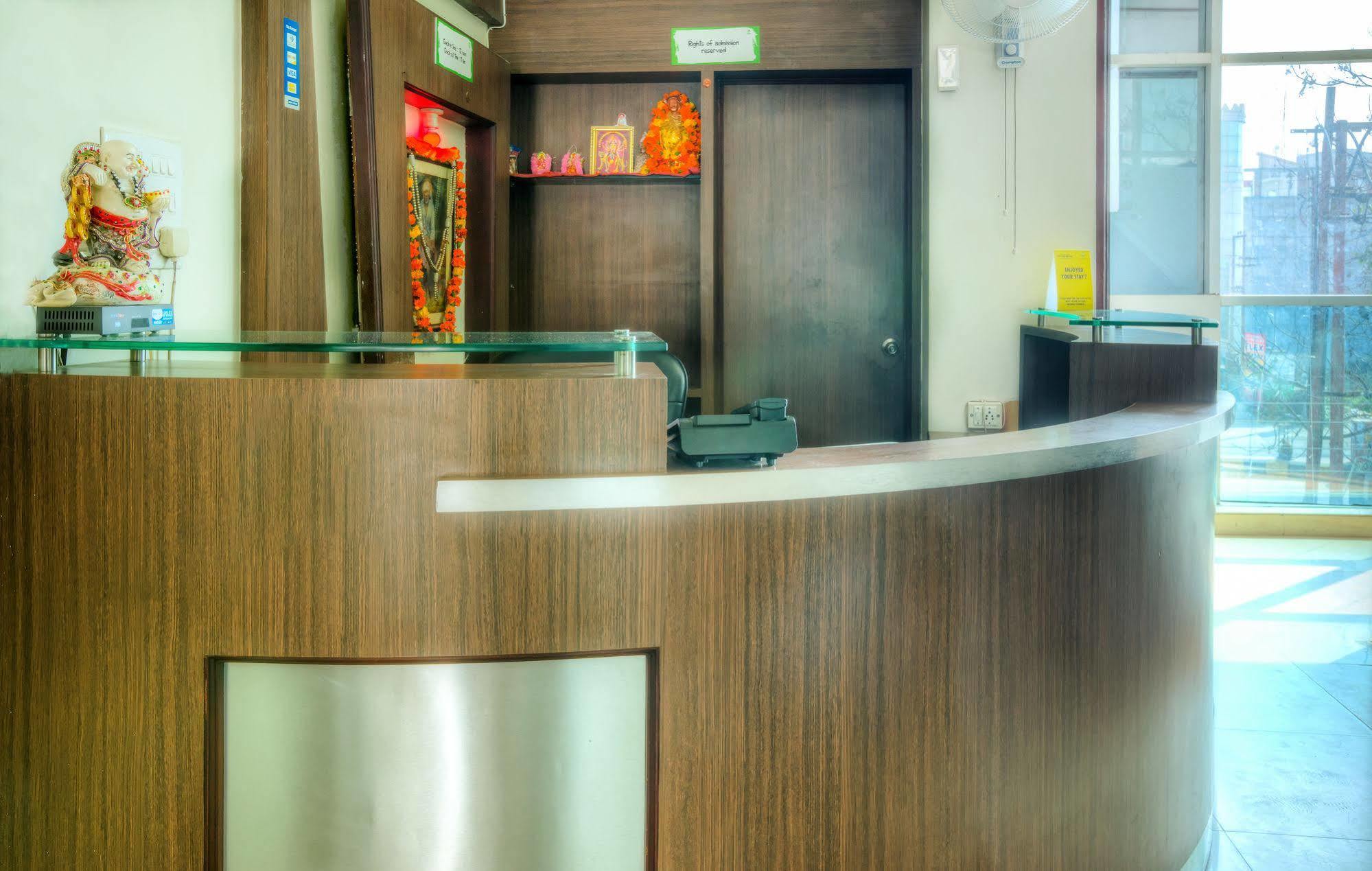 Treebo Shivam Inn Near Singapore Mall Lucknow Dış mekan fotoğraf